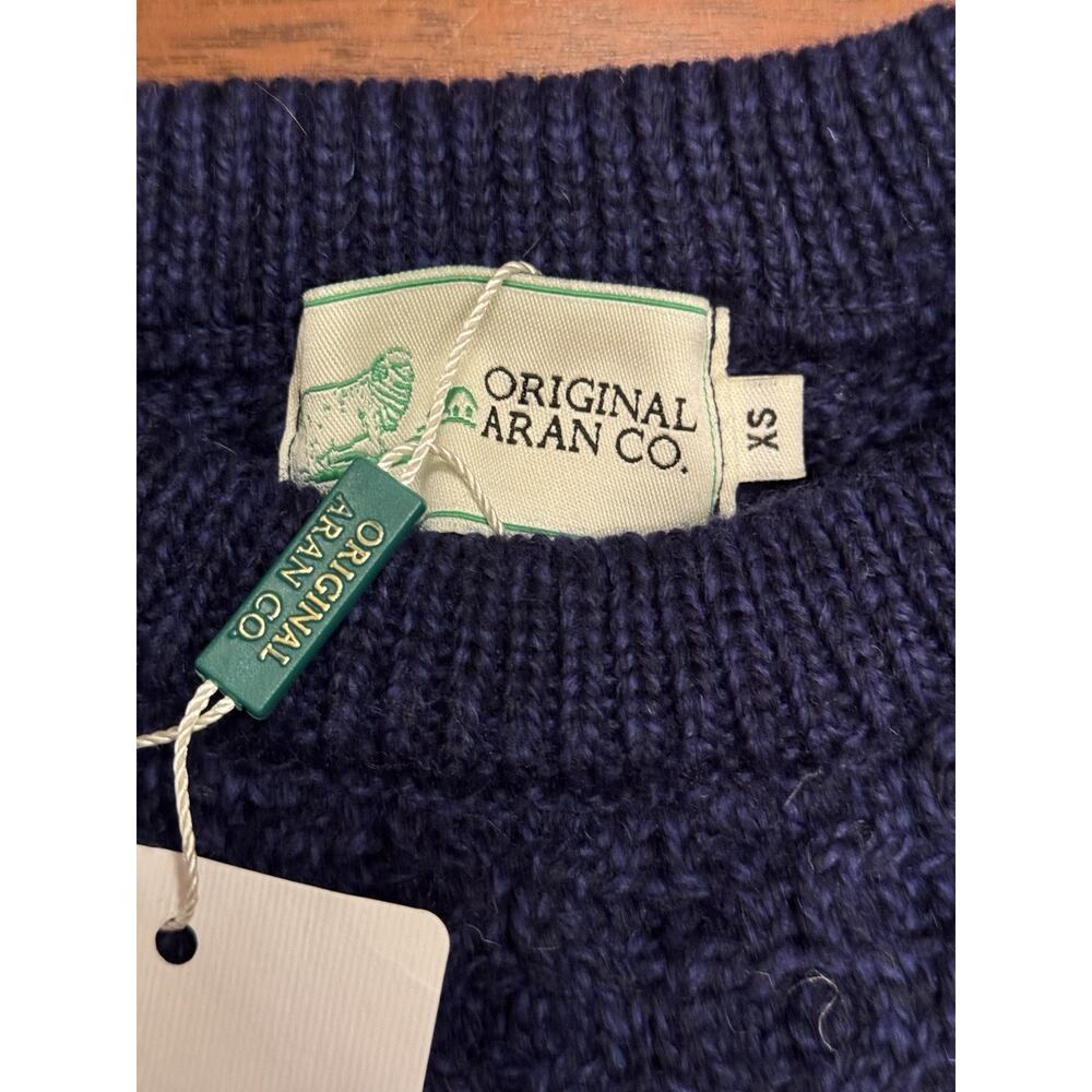 New XS Aran Original Company Cable Knit IslandsSweater Crew Neck Navy Blue NWT - Picture 6 of 10